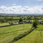 Ower Yonder * Ingleton (North Yorkshire)